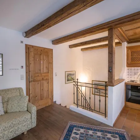 Ammer Apartment *